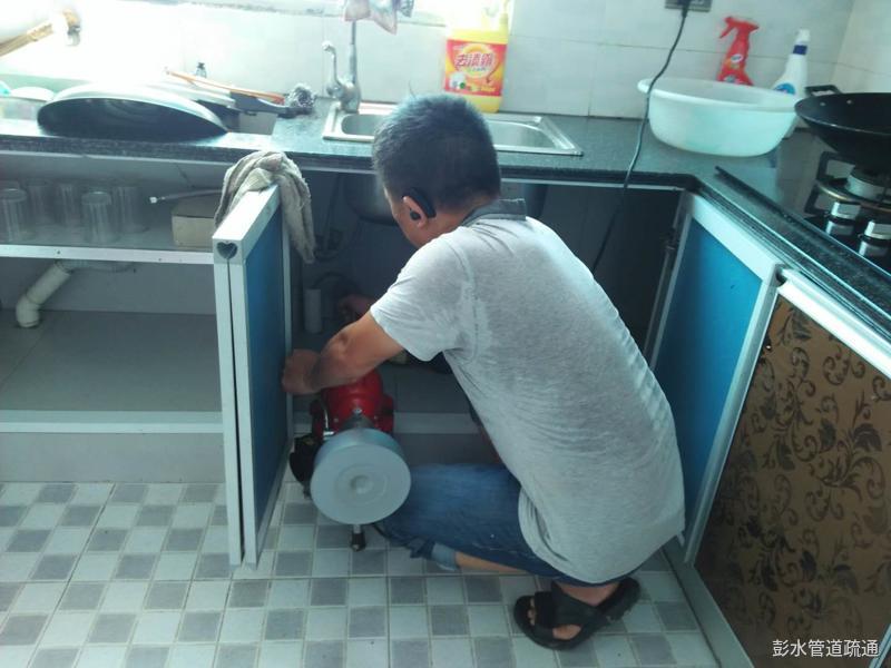 彭水下水道疏通现场